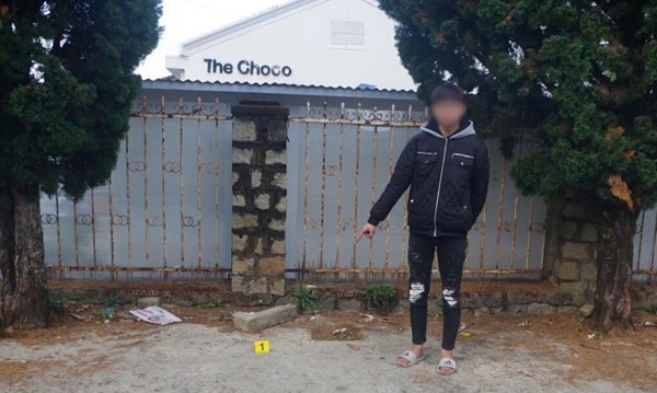 3 thanh thiếu niên bị bắt khi đang trộm xe máy của học sinh- Ảnh 2.