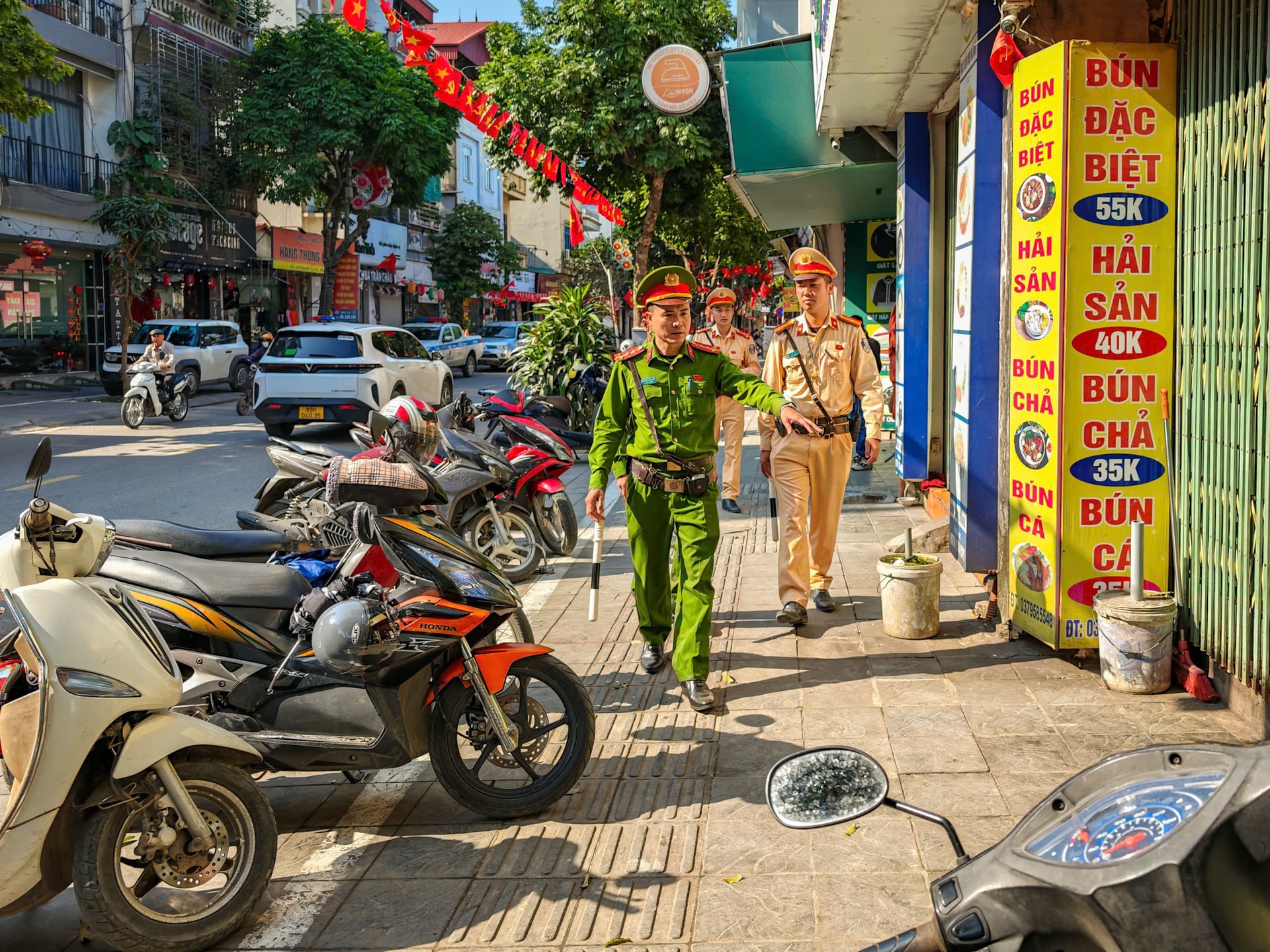 Hà Nội triển khai phương án bảo đảm an ninh, trật tự, giao thông phục vụ bầu cử- Ảnh 3.