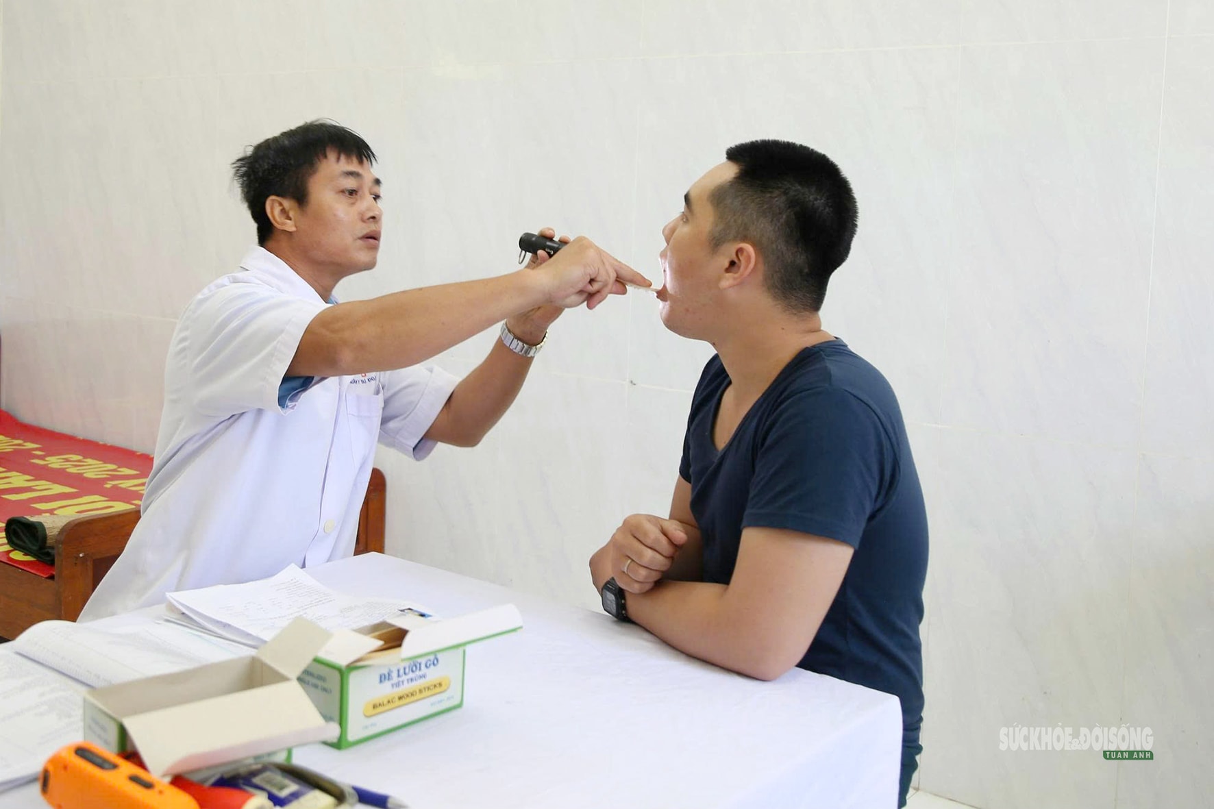 Bảo đảm công tác y tế, chăm sóc sức khoẻ cho chiến sĩ mới ngay từ đầu mùa huấn luyện- Ảnh 2. Bảo đảm công tác y tế, chăm sóc sức khoẻ cho chiến sĩ mới ngay từ đầu mùa huấn luyện- Ảnh 2.