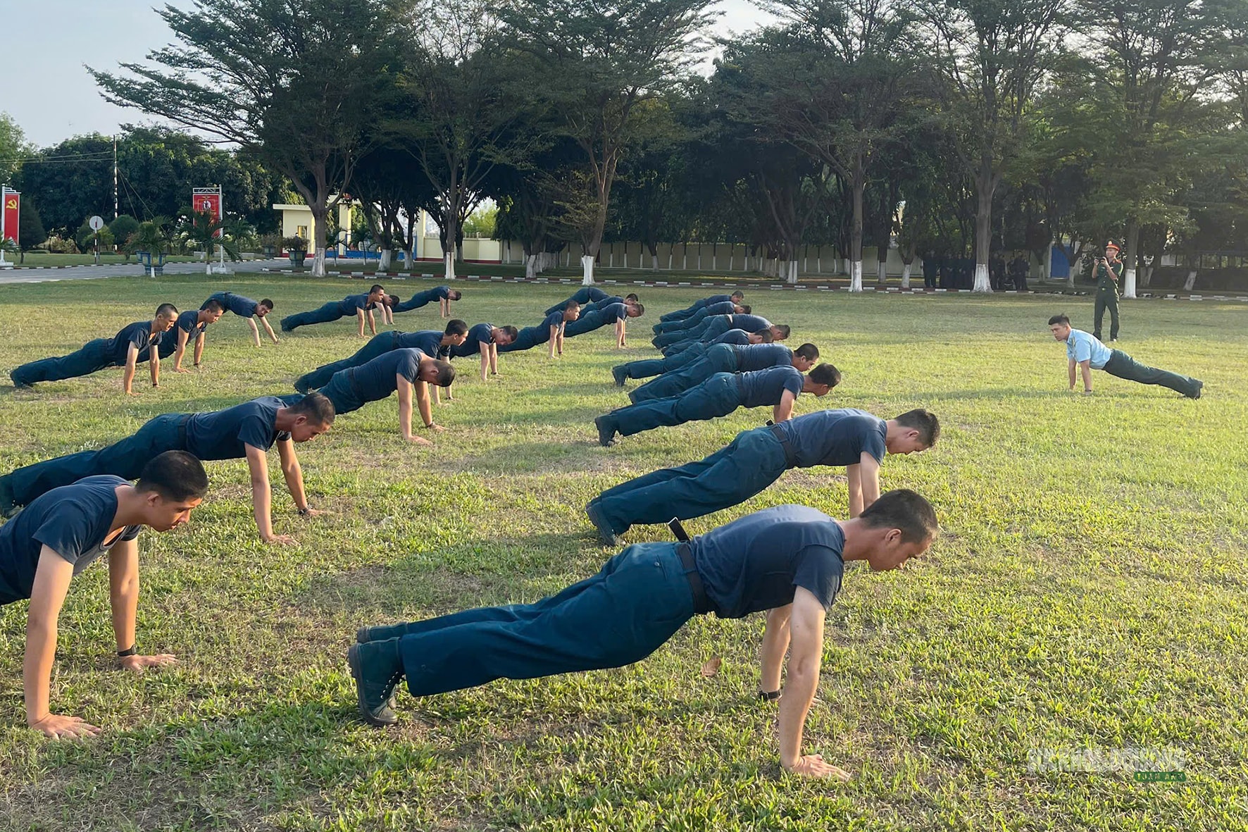 'Check-in' mọi ngóc ngách nơi huấn luyện tân binh ở Sư đoàn Phòng không 367 - Ảnh 8.