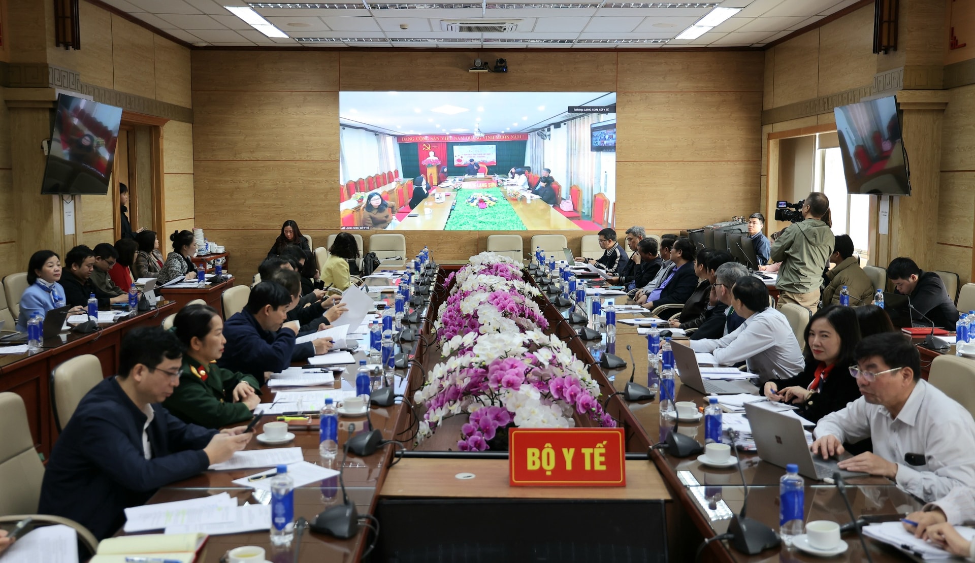 Khẩn trương hoàn thiện văn bản hướng dẫn, đẩy mạnh truyền thông để Luật Dân số đi vào thực tiễn- Ảnh 3.