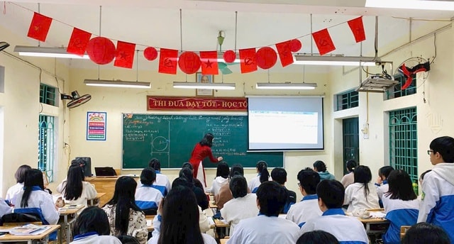 Nỗi lo học phí tăng cao và bài toán tự chủ đại học 2026- Ảnh 1. Nỗi lo học phí tăng cao và bài toán tự chủ đại học 2026- Ảnh 1.