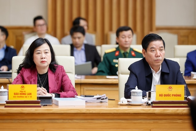 Thủ tướng: Người cao tuổi không phải là gánh nặng mà là nguồn lực quý báu để phát triển đất nước- Ảnh 3.