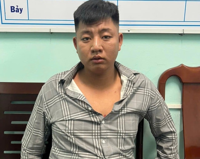 Thanh niên thuê ô tô tự lái đi cướp 5 thùng bia- Ảnh 1.