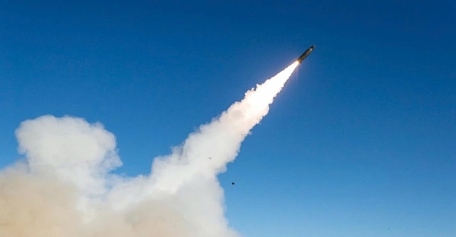 Những vũ khí tầm xa Mỹ đã sử dụng trong chiến dịch 'Epic Fury' tấn công Iran- Ảnh 1.