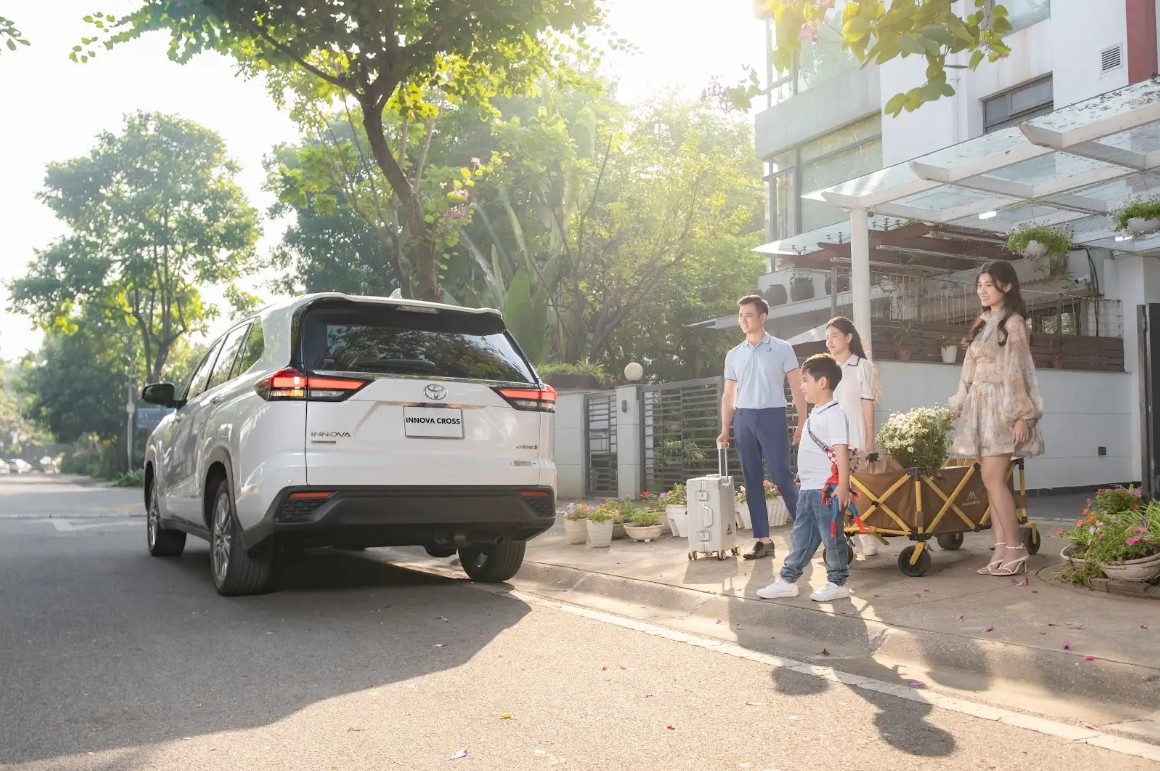 Giữa tâm bão giá xăng toàn cầu: Xe Hybrid và bước nhảy vọt của Innova Cross - 2