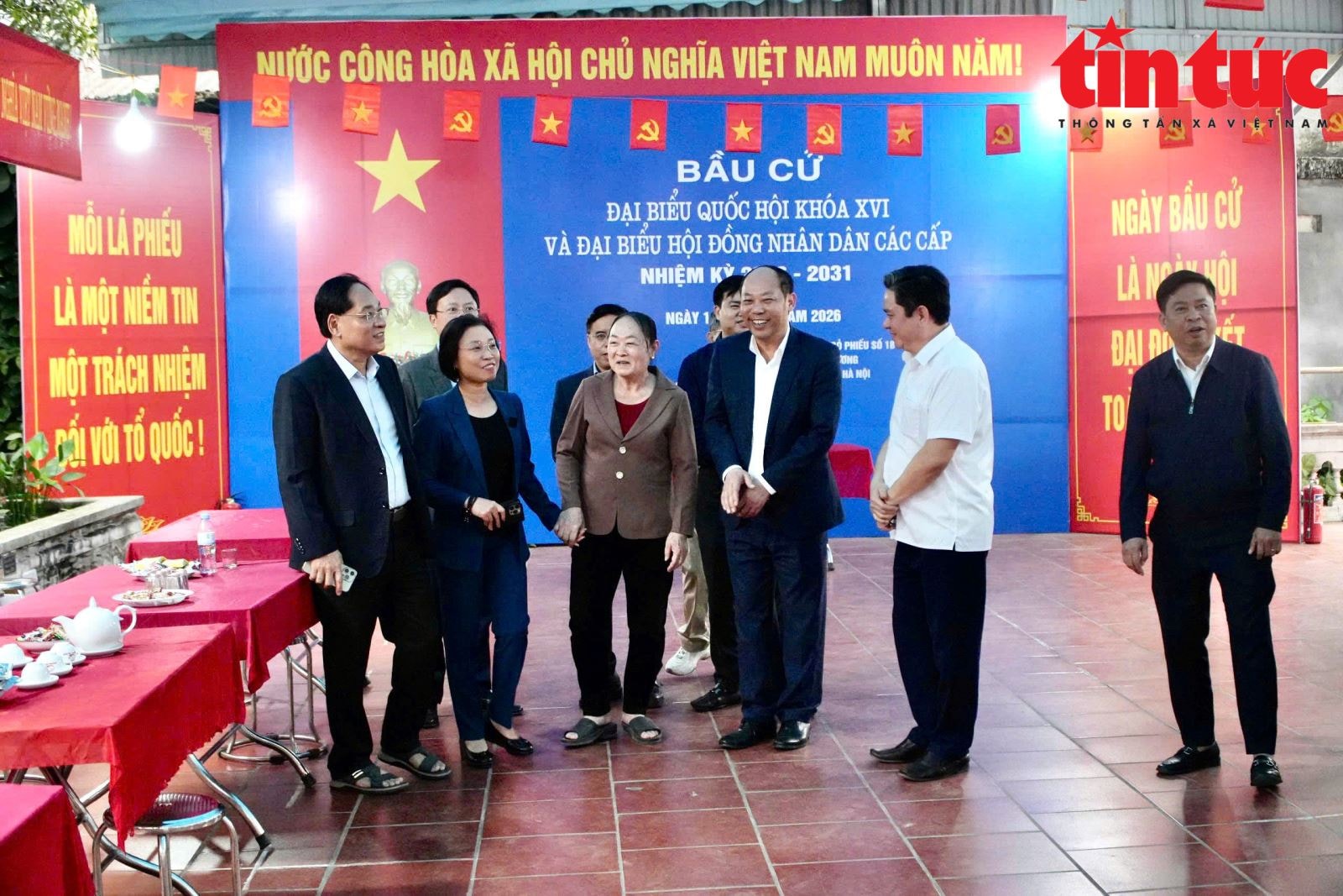 Không khí rộn ràng trước ngày bầu cử tại các xã ngoại thành Hà Nội- Ảnh 3.