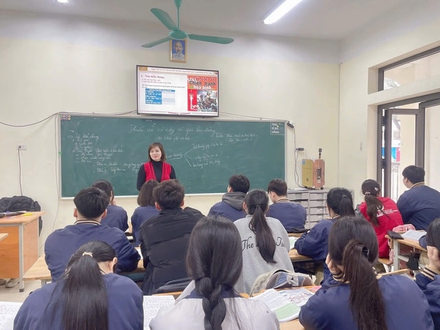 Bài 2: Cơ chế nào kiểm soát mức tăng học phí?- Ảnh 1. Bài 2: Cơ chế nào kiểm soát mức tăng học phí?- Ảnh 1.