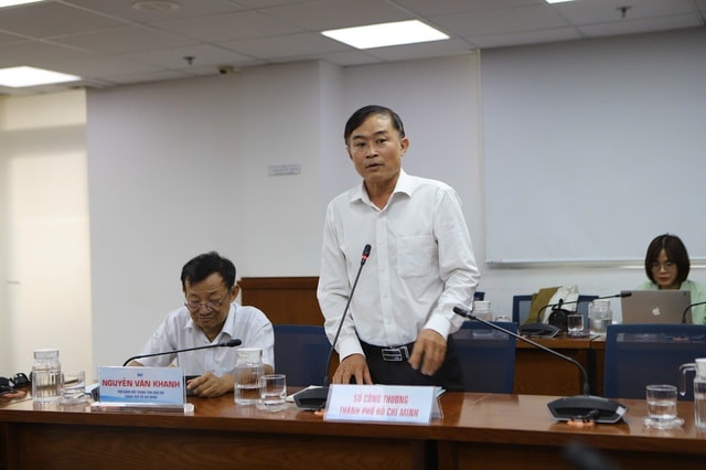 TPHCM khẳng định nguồn cung xăng dầu vẫn đảm bảo ổn định- Ảnh 1.