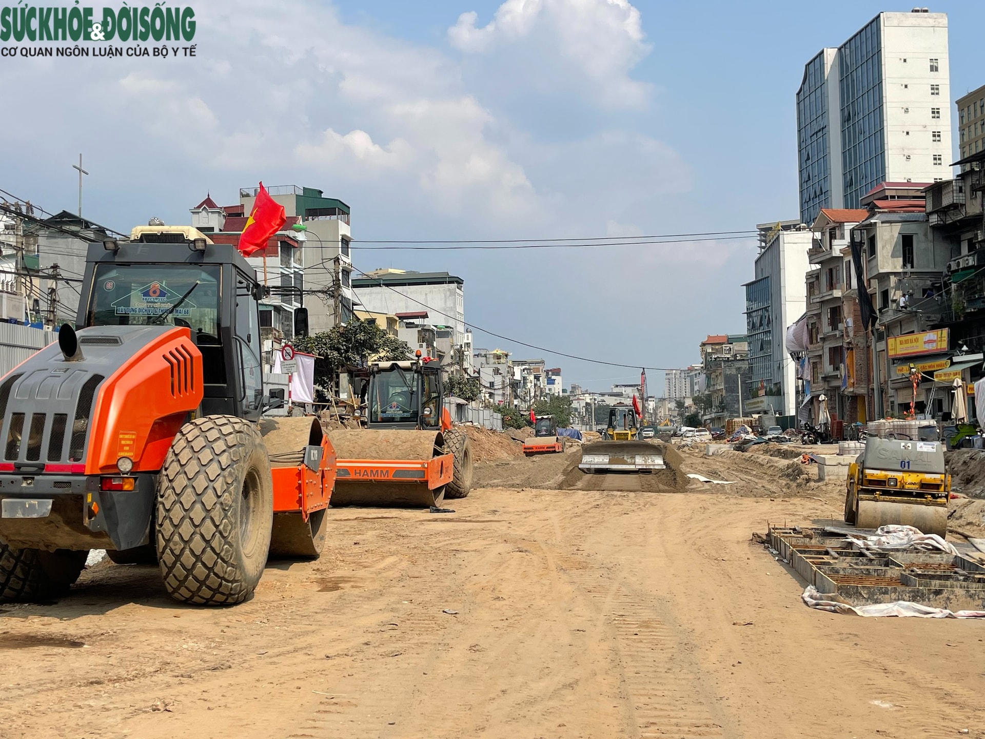 Hà Nội: Diện mạo khác lạ của những ngôi nhà sau giải phóng mặt bằng đường Vành đai 1- Ảnh 2. Hà Nội: Diện mạo khác lạ của những ngôi nhà sau giải phóng mặt bằng đường Vành đai 1- Ảnh 2.