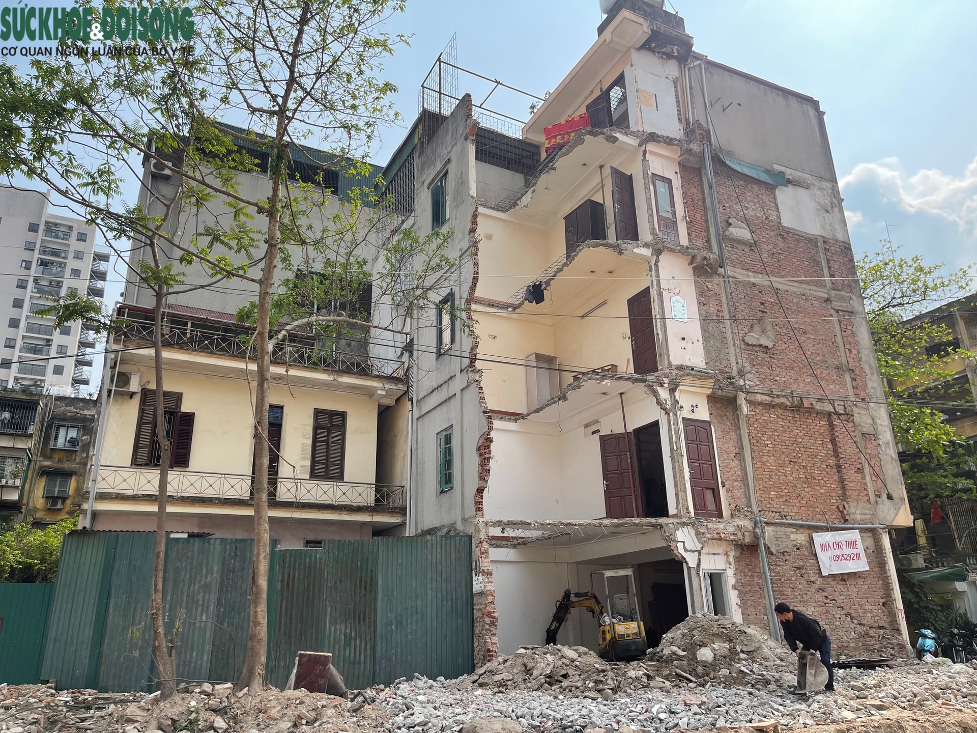 Hà Nội: Diện mạo khác lạ của những ngôi nhà sau giải phóng mặt bằng đường Vành đai 1- Ảnh 4. Hà Nội: Diện mạo khác lạ của những ngôi nhà sau giải phóng mặt bằng đường Vành đai 1- Ảnh 4.