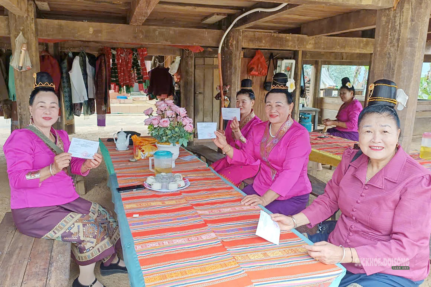 Đồng bào các dân tộc tại Làng Văn hóa háo hức chờ Ngày hội non sông- Ảnh 7.