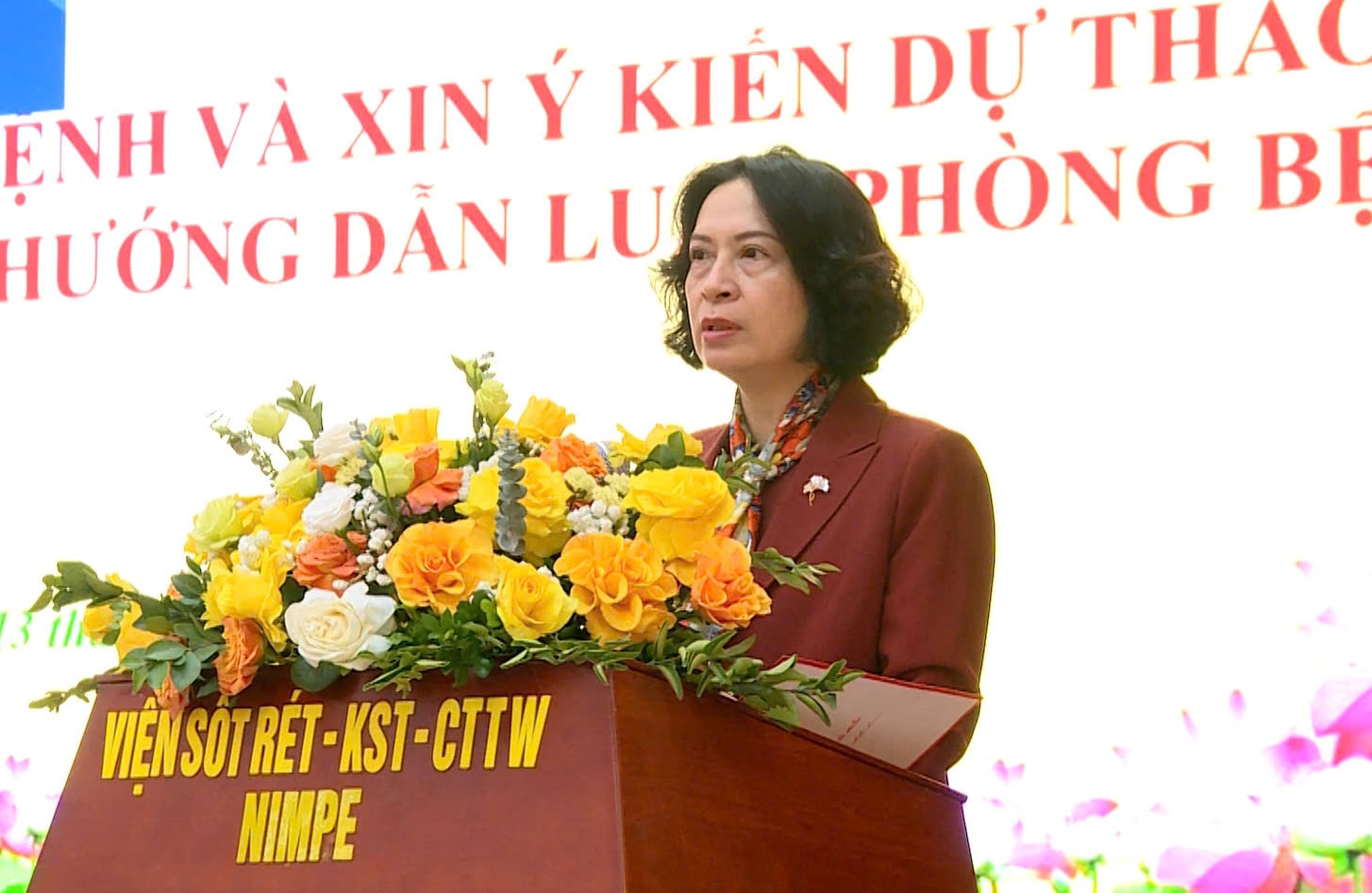 Chủ động phòng bệnh, lấy người dân làm trung tâm, chú trọng chăm sóc sức khỏe toàn diện theo vòng đời- Ảnh 1.