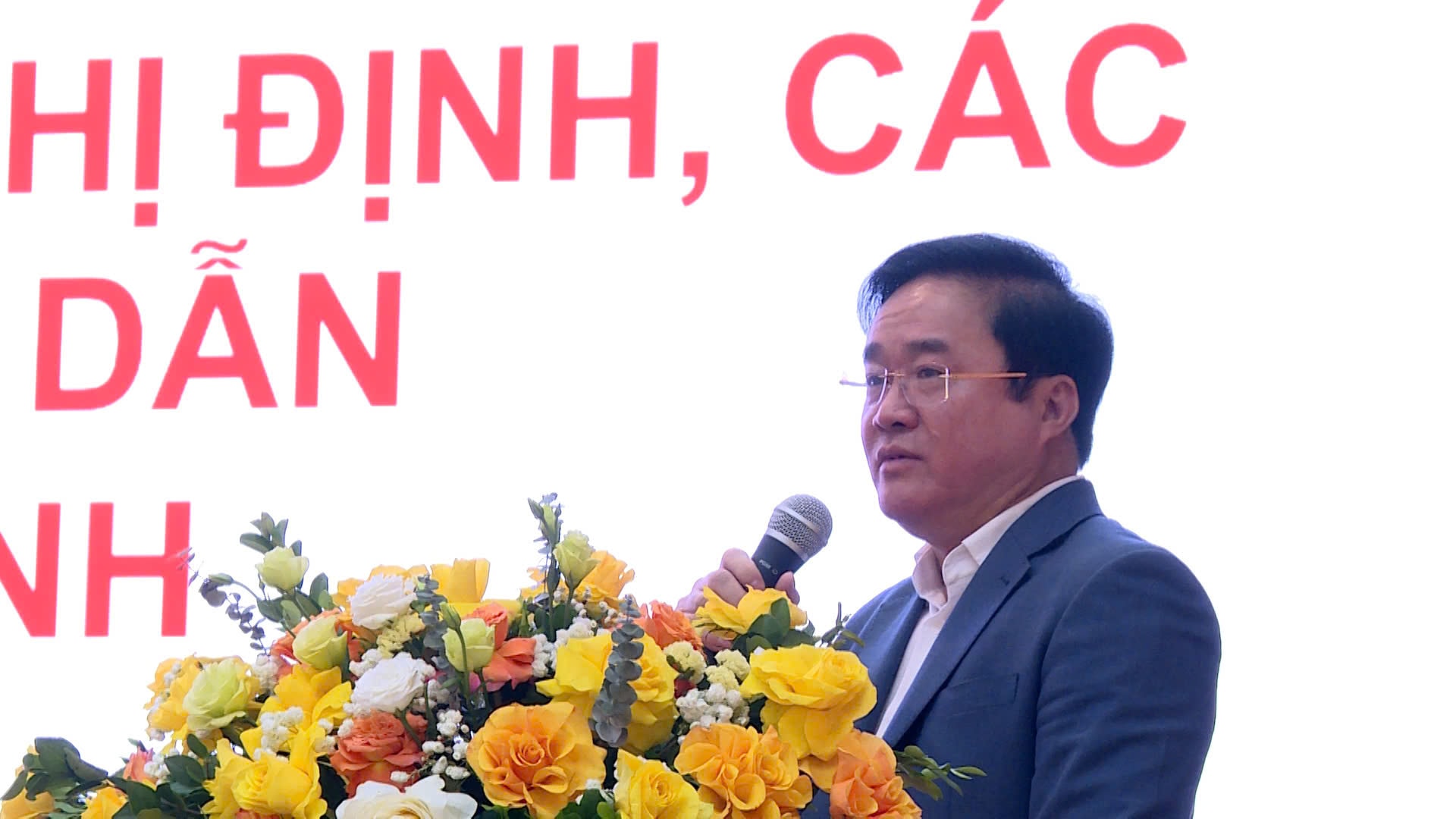 Chủ động phòng bệnh, lấy người dân làm trung tâm, chú trọng chăm sóc sức khỏe toàn diện theo vòng đời- Ảnh 3.