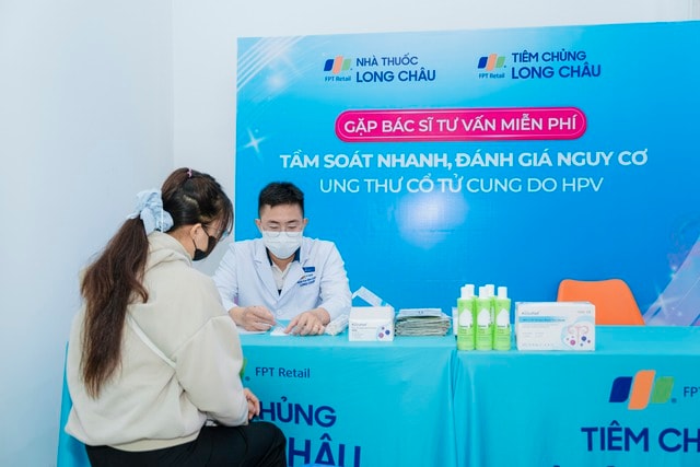 Long Châu tầm soát HPV miễn phí cho hàng trăm khách hàng, ra mắt giải pháp nhận diện sớm nguy cơ ung thư cổ tử cung- Ảnh 1.