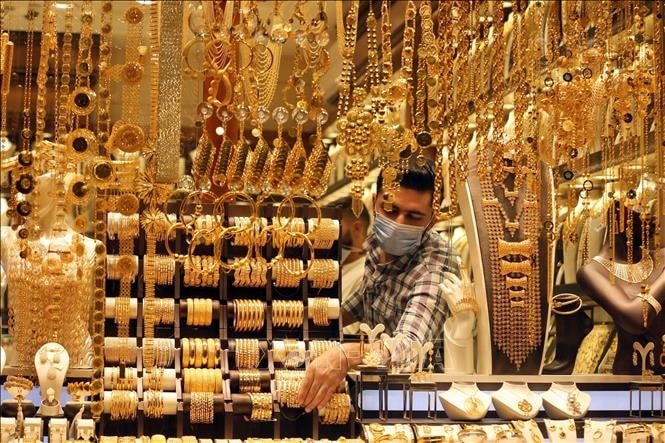 Thị trường vàng 14/3: Giá vàng giảm mạnh sau giai đoạn tăng ‘nóng’- Ảnh 2. Thị trường vàng 14/3: Giá vàng giảm mạnh sau giai đoạn tăng ‘nóng’- Ảnh 2.