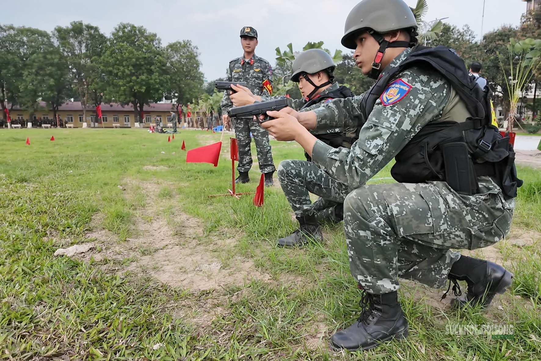 Cảnh sát đặc nhiệm luyện quân, sẵn sàng bảo đảm an toàn cho Ngày hội non sông- Ảnh 6. Cảnh sát đặc nhiệm luyện quân, sẵn sàng bảo đảm an toàn cho Ngày hội non sông- Ảnh 6.