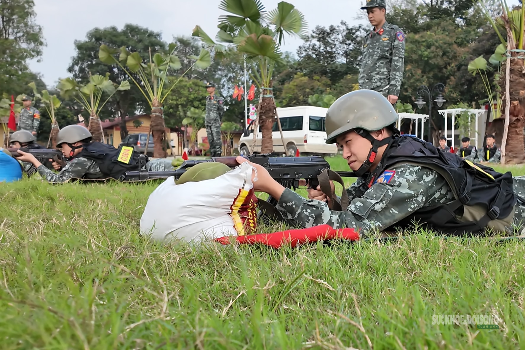 Cảnh sát đặc nhiệm luyện quân, sẵn sàng bảo đảm an toàn cho Ngày hội non sông- Ảnh 7. Cảnh sát đặc nhiệm luyện quân, sẵn sàng bảo đảm an toàn cho Ngày hội non sông- Ảnh 7.