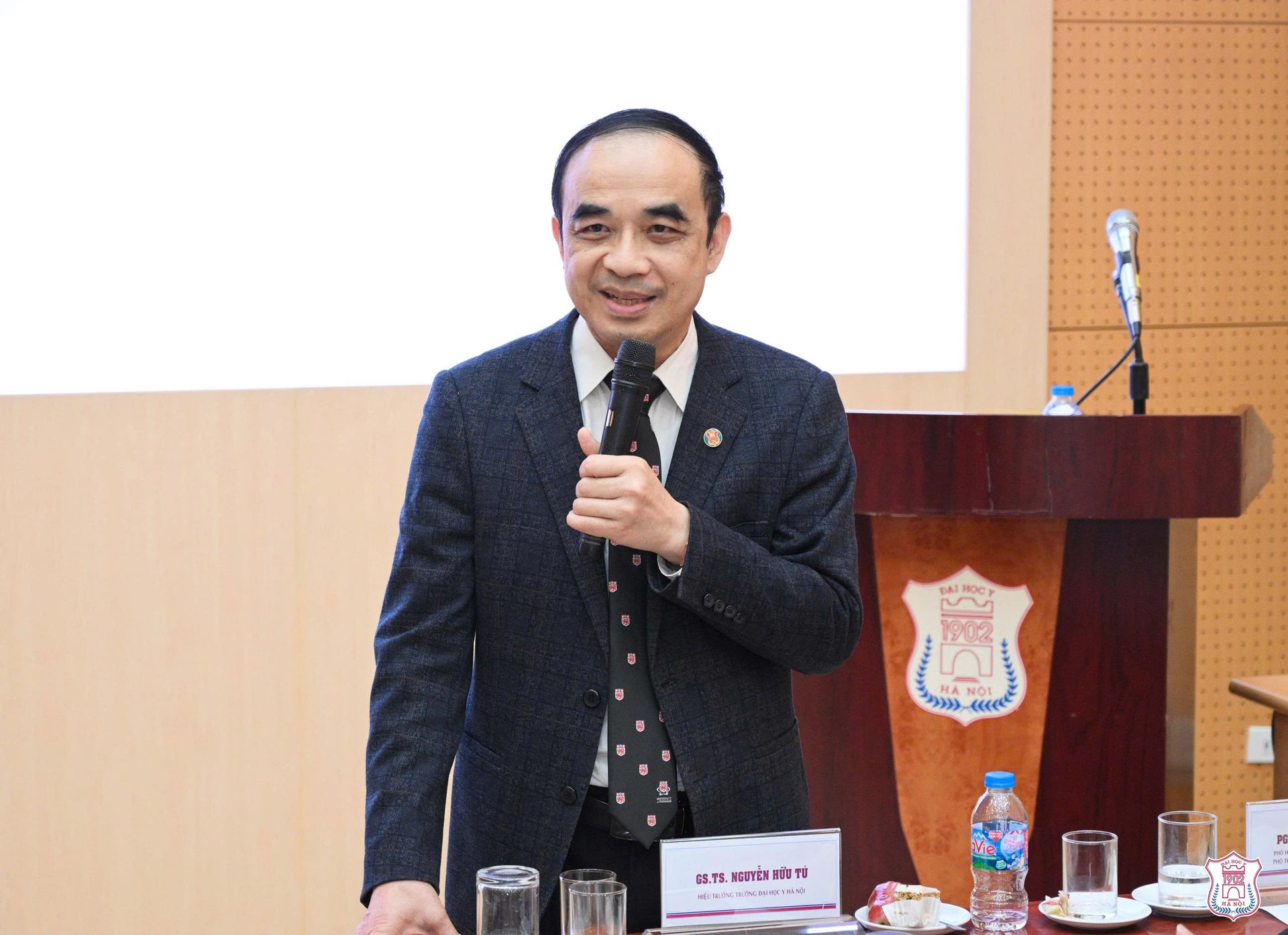 Bộ công cụ đánh giá năng lực hành nghề khám chữa bệnh - nền tảng để chuẩn hoá nhân lực y tế- Ảnh 3.