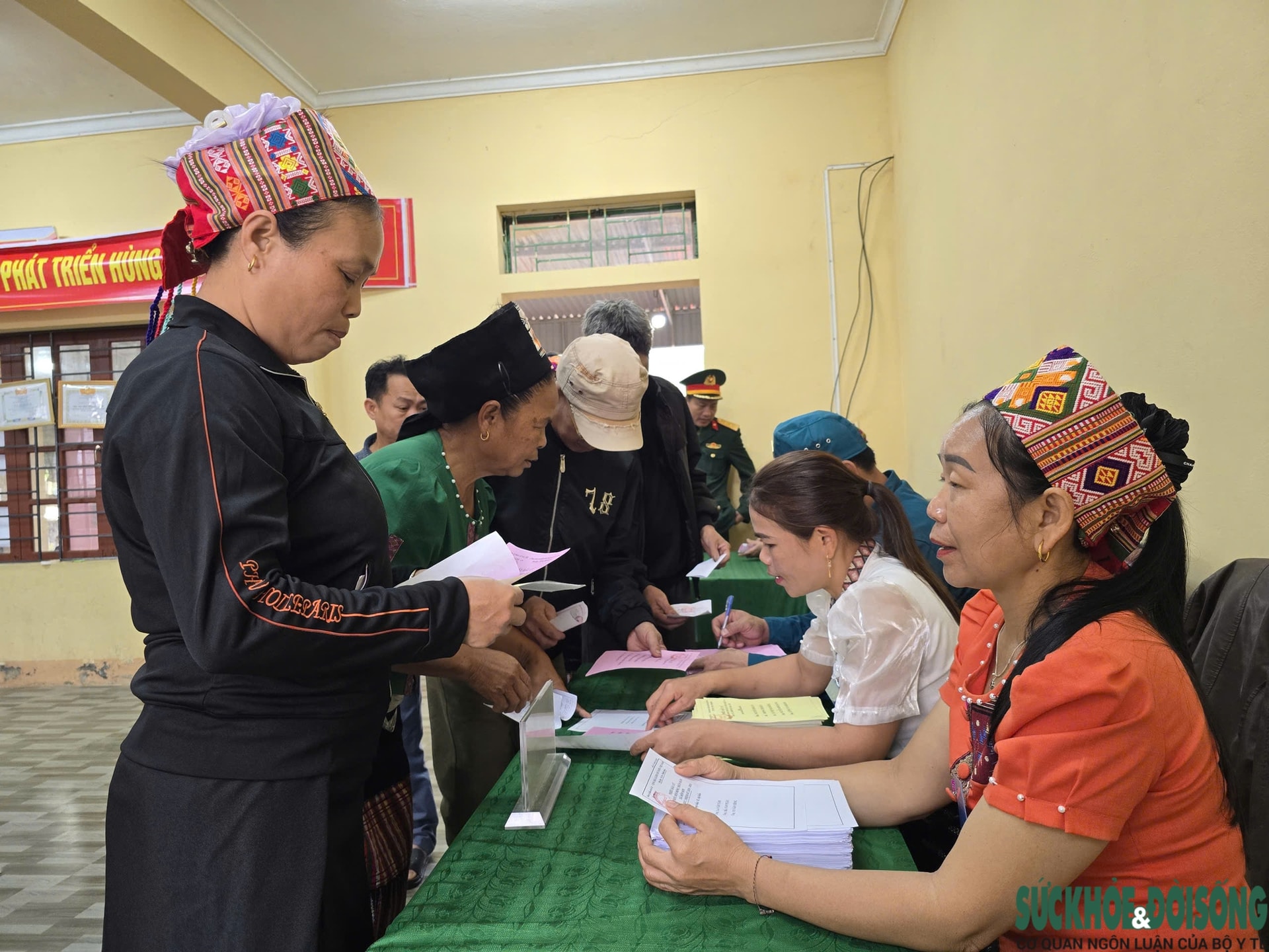 Ấn tượng trang phục truyền thống người Thái trong ngày hội non sông ở vùng biên- Ảnh 7.