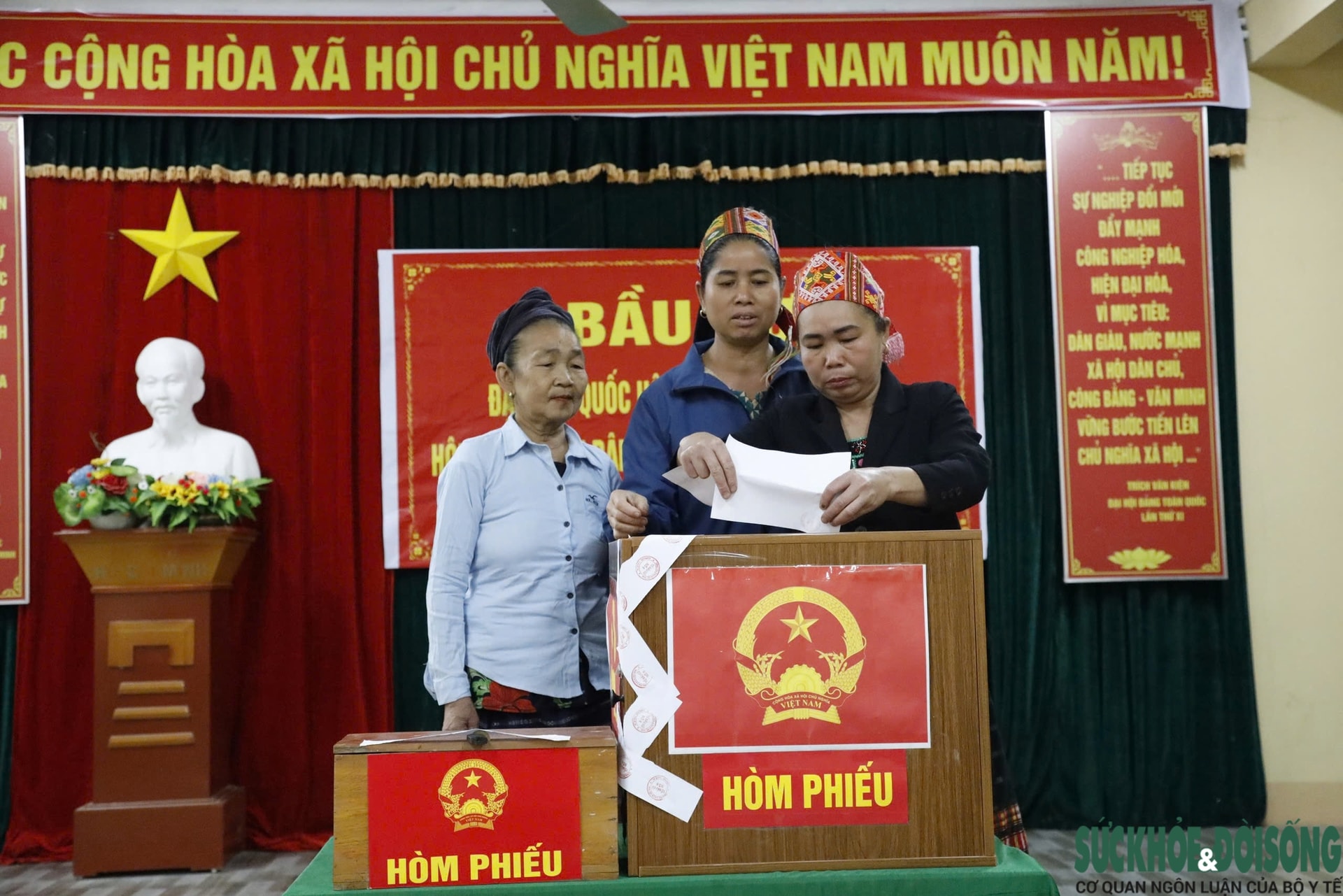 Ấn tượng trang phục truyền thống người Thái trong ngày hội non sông ở vùng biên- Ảnh 11.