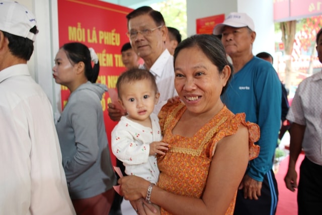 Sản phụ vừa vượt cạn thành công: 'Đây là lần bầu cử đáng nhớ nhất cuộc đời tôi'- Ảnh 4. Sản phụ vừa vượt cạn thành công: 'Đây là lần bầu cử đáng nhớ nhất cuộc đời tôi'- Ảnh 4.