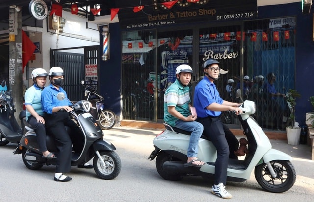 Lá phiếu bầu từ những người khiếm thị- Ảnh 1.