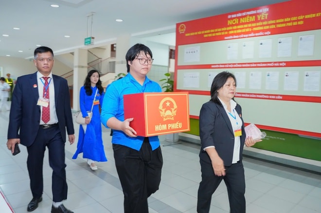 'Ngày hội non sông' trong không gian bệnh viện đặc biệt lớn nhất miền Bắc- Ảnh 2. 'Ngày hội non sông' trong không gian bệnh viện đặc biệt lớn nhất miền Bắc- Ảnh 2.