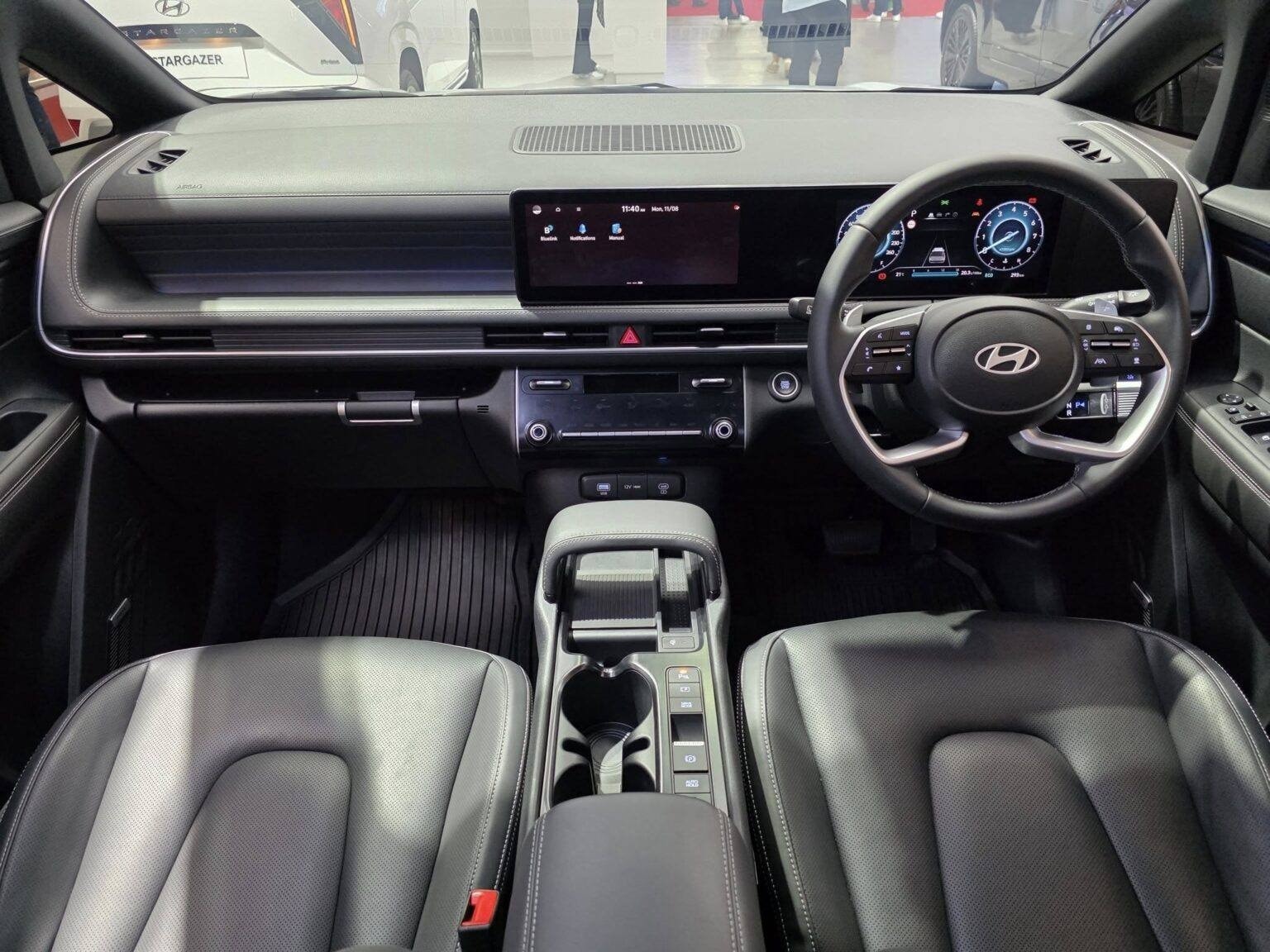 Cần số cơ được thay thế bằng cần số điện tử.