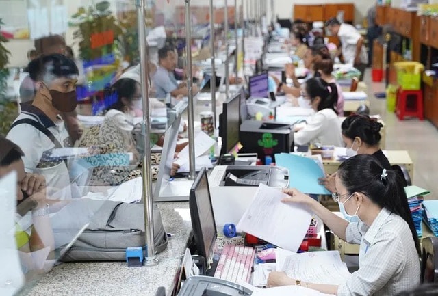 Đề xuất loạt hành vi của viên chức có thể bị kỷ luật từ khiển trách đến buộc thôi việc- Ảnh 1.