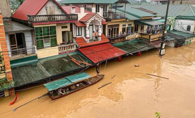 Tăng cường quan trắc khí tượng trước nguy cơ thiên tai cực đoan gia tăng- Ảnh 1.