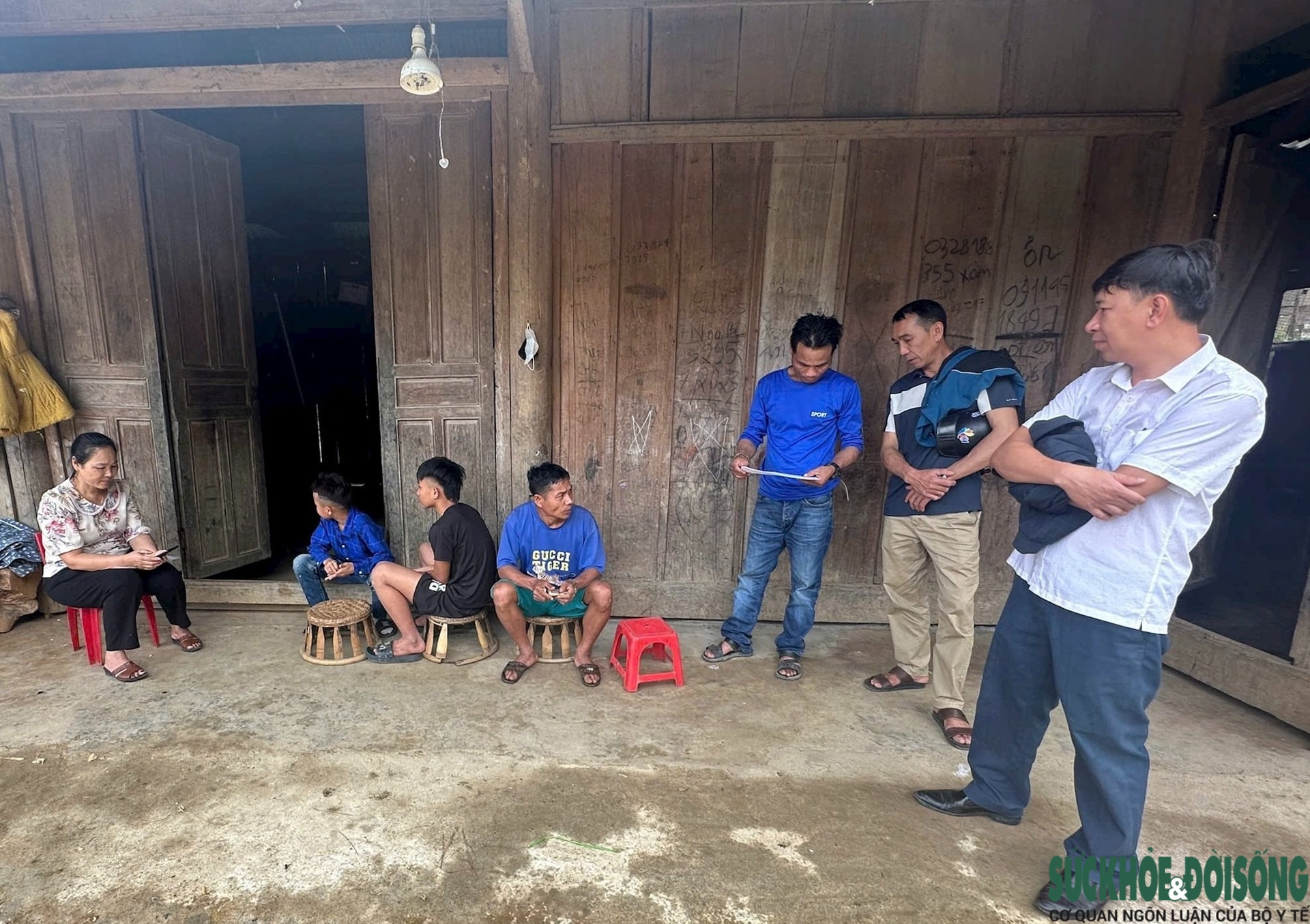 Vòng luẩn quẩn tảo hôn ở miền Tây Nghệ An: Những đám cưới tuổi 15 nơi miền biên viễn (Kỳ 1)- Ảnh 4. Vòng luẩn quẩn tảo hôn ở miền Tây Nghệ An: Những đám cưới tuổi 15 nơi miền biên viễn (Kỳ 1)- Ảnh 4.