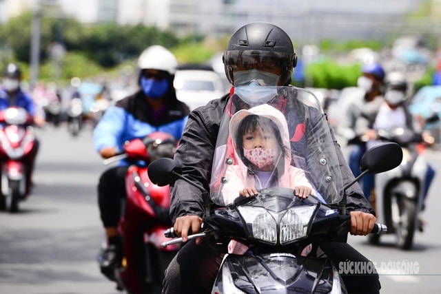 Miền Bắc bắt đầu nắng mạnh, nền nhiệt tăng nhanh- Ảnh 1.