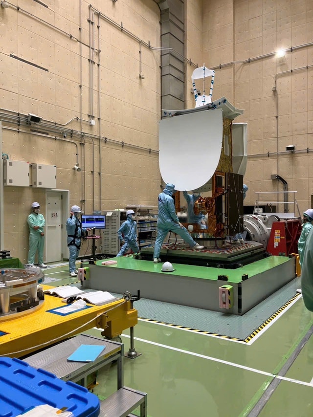 Khám phá không gian sáng tạo vệ tinh bên trong Trung tâm vũ trụ Việt Nam - Ảnh 4.