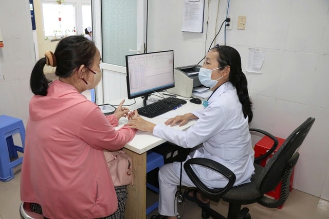 Bệnh viện Đa khoa Ninh Thuận đẩy mạnh chuyển đổi số, hướng tới mô hình bệnh viện thông minh- Ảnh 3. Bệnh viện Đa khoa Ninh Thuận đẩy mạnh chuyển đổi số, hướng tới mô hình bệnh viện thông minh- Ảnh 3.