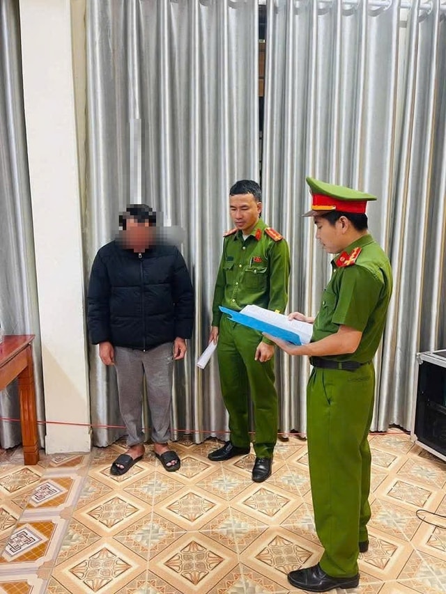 Khởi tố người đàn ông liên tục dùng chất cấm để sản xuất giò chả- Ảnh 1.