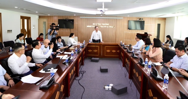 Doanh nghiệp phía Nam kiến nghị giải pháp ổn định thị trường trước biến động giá nhiên liệu- Ảnh 1.