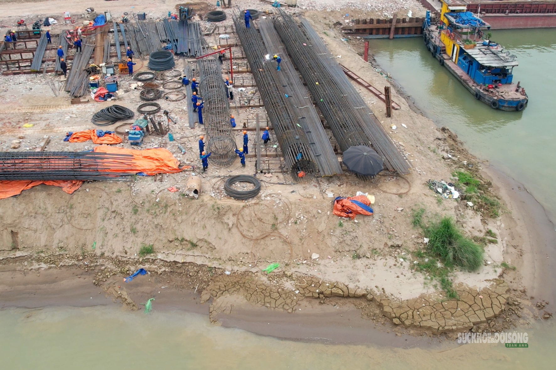 Đại công trường cầu Thượng Cát tăng tốc, quyết cán mốc trước mùa lũ- Ảnh 5.