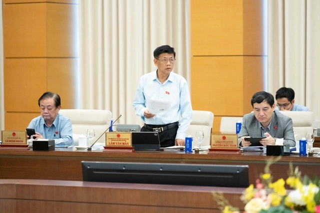 Chủ tịch Quốc hội: Trẻ bị bỏ rơi, con lao động ở nước ngoài vẫn phải được khai sinh ngay- Ảnh 3.