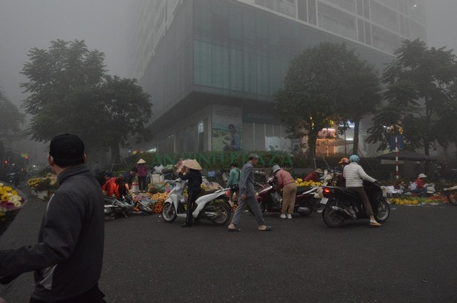 Miền Bắc sắp đón không khí lạnh lệch đông gây mưa ẩm- Ảnh 1.