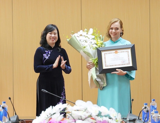 Bộ trưởng Đào Hồng Lan tiếp và làm việc với Chủ tịch khu vực châu Á - Thái Bình Dương của MSD- Ảnh 11.