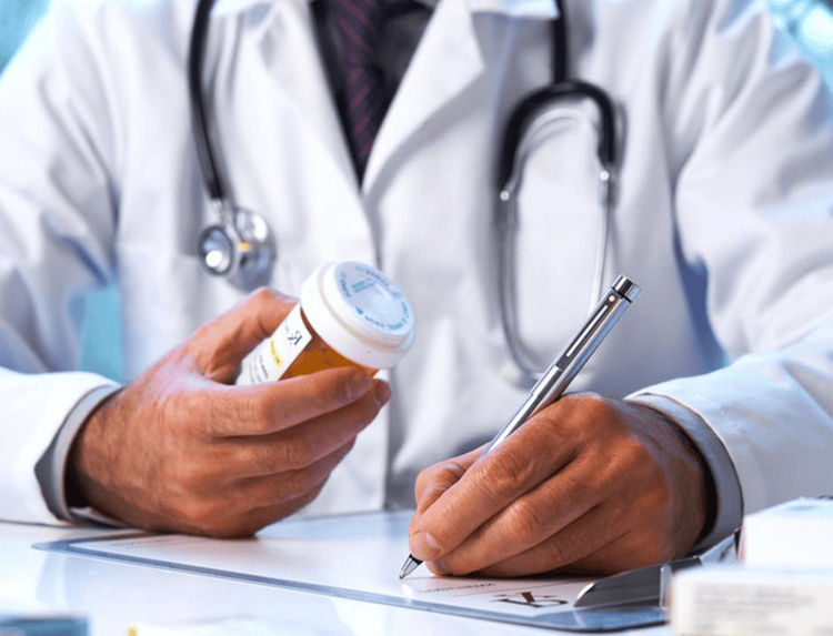 Dùng thuốc đúng cách giúp kiểm soát mỡ máu cao, phòng ngừa biến chứng tim mạch- Ảnh 2.