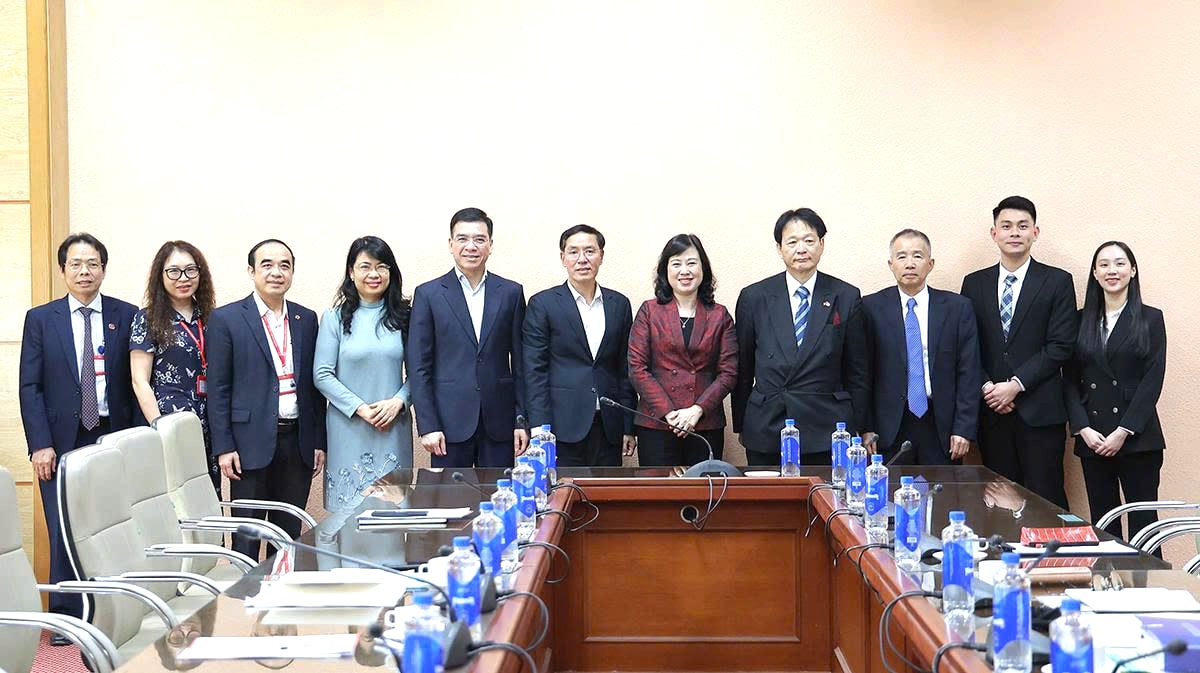 Bộ trưởng Đào Hồng Lan tiếp GS.BS Nagato Natsume: Gắn kết Y tế Việt Nam - Nhật Bản- Ảnh 3.