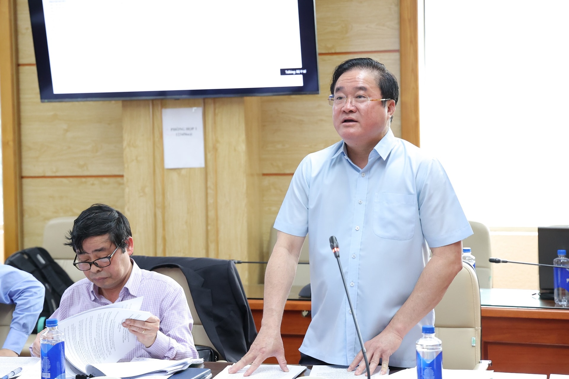 Hoàn thiện Nghị định hướng dẫn Luật Phòng bệnh: Bảo đảm tính khả thi, đồng bộ và hướng tới người dân- Ảnh 3. Hoàn thiện Nghị định hướng dẫn Luật Phòng bệnh: Bảo đảm tính khả thi, đồng bộ và hướng tới người dân- Ảnh 3.