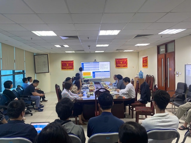 Dự báo viên 'cân não' thế nào trước khi đưa ra bản tin dự báo thời tiết, thiên tai?- Ảnh 1. Dự báo viên 'cân não' thế nào trước khi đưa ra bản tin dự báo thời tiết, thiên tai?- Ảnh 1.