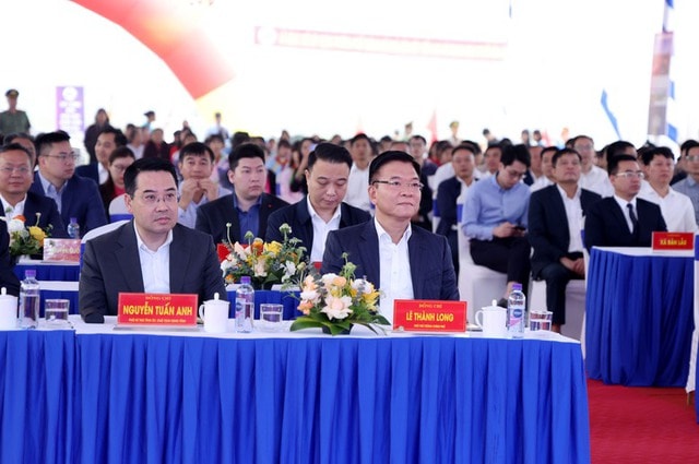 Tổng Bí thư Tô Lâm cùng lãnh đạo Đảng, Nhà nước dự lễ khởi công 121 trường nội trú liên cấp - Ảnh 5.