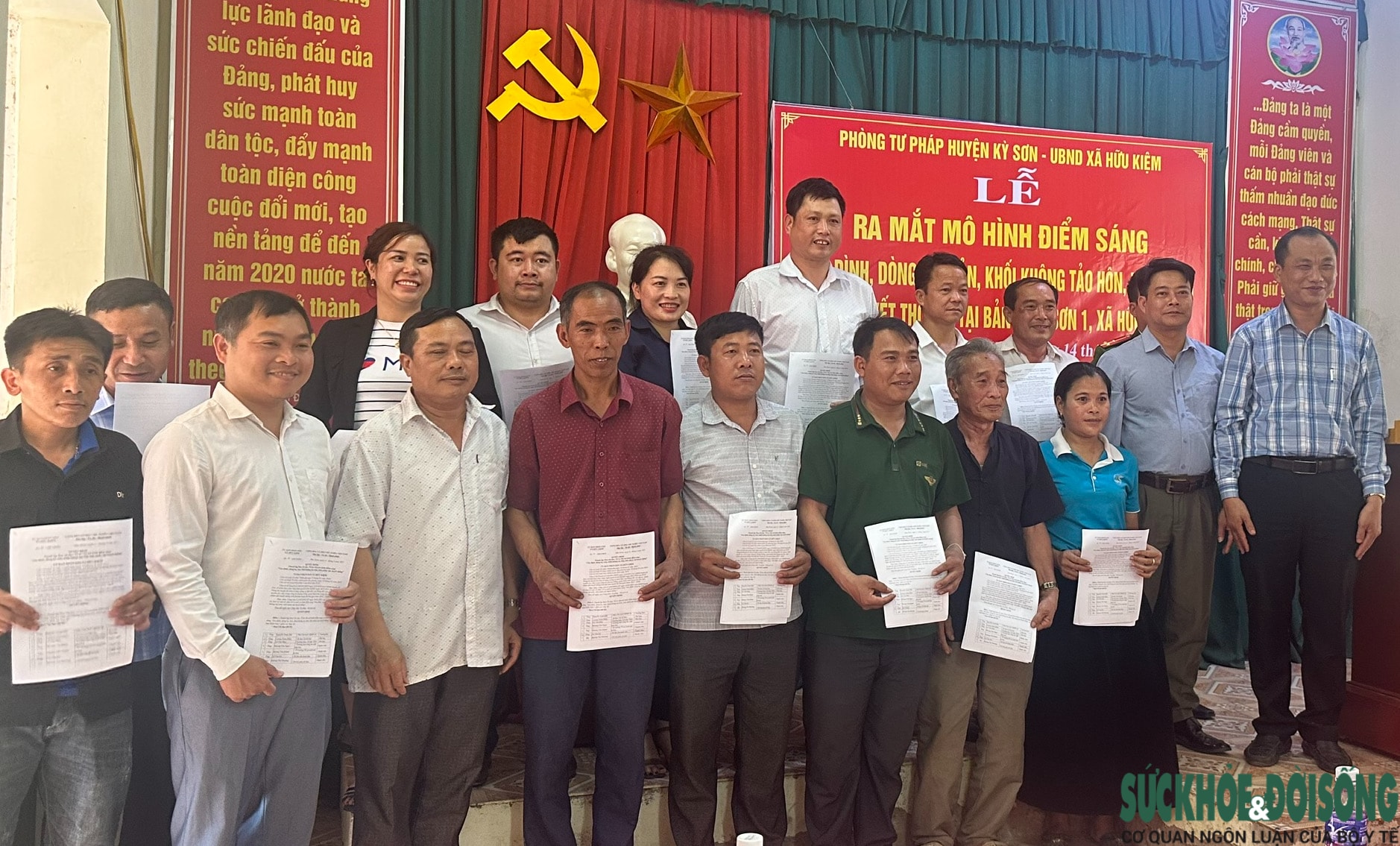 Vòng luẩn quẩn tảo hôn ở miền Tây Nghệ An: Tìm lối thoát khỏi vòng lặp bỏ học, tảo hôn và nghèo đói (Kỳ 3)- Ảnh 4. Vòng luẩn quẩn tảo hôn ở miền Tây Nghệ An: Tìm lối thoát khỏi vòng lặp bỏ học, tảo hôn và nghèo đói (Kỳ 3)- Ảnh 4.