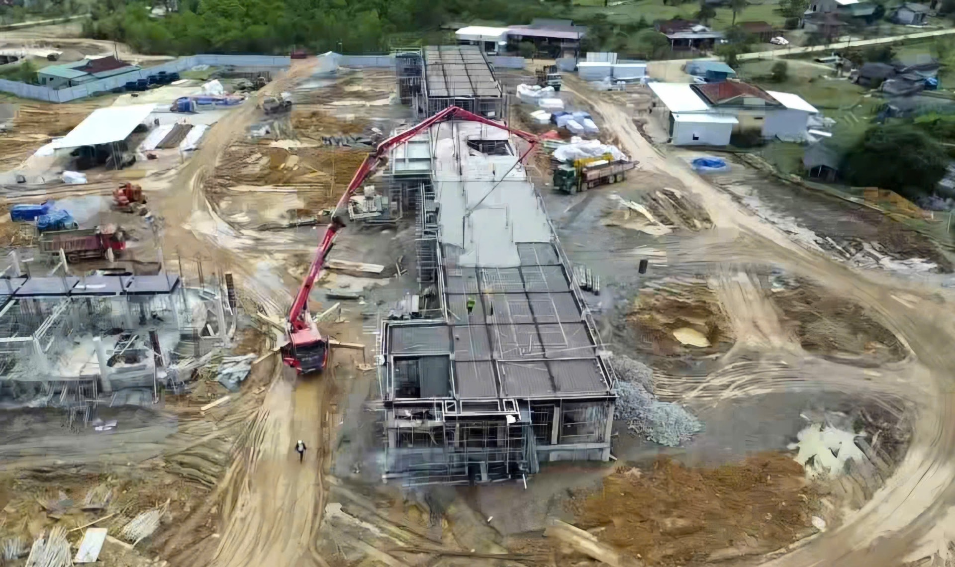 Những ngôi trường nội trú liên cấp dần thành hình giữa núi rừng A Lưới- Ảnh 1. Những ngôi trường nội trú liên cấp dần thành hình giữa núi rừng A Lưới- Ảnh 1.