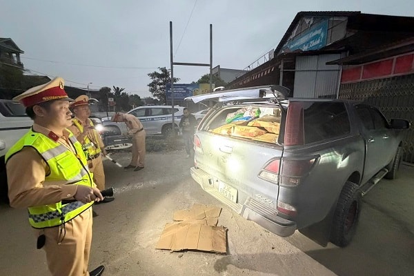 Tuyên Quang: Phát hiện hơn 2,3 tấn xúc xích không rõ nguồn gốc- Ảnh 1. Tuyên Quang: Phát hiện hơn 2,3 tấn xúc xích không rõ nguồn gốc- Ảnh 1.