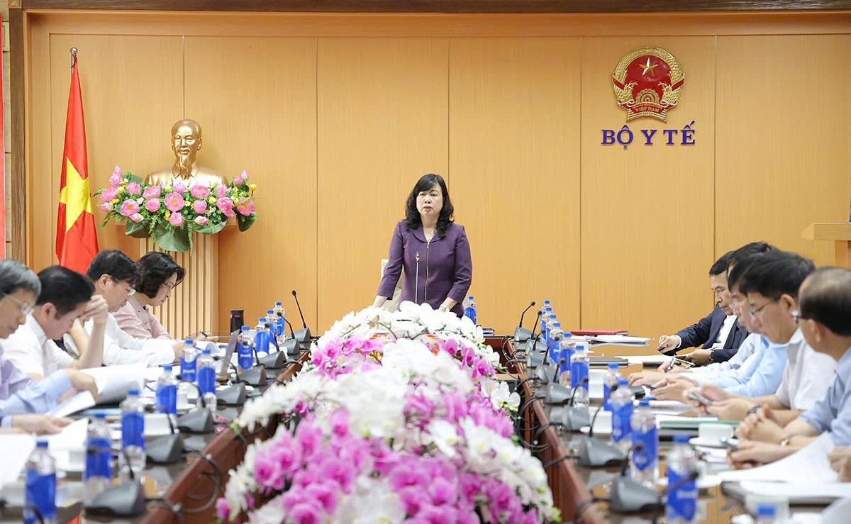 Xây dựng chính sách phụ cấp phải sát thực tiễn để ghi nhận, đãi ngộ xứng đáng hơn với nhân lực y tế- Ảnh 10.